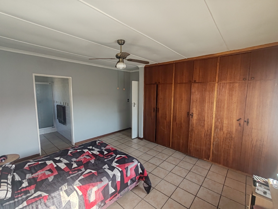 3 Bedroom Property for Sale in Azalea Park Eastern Cape